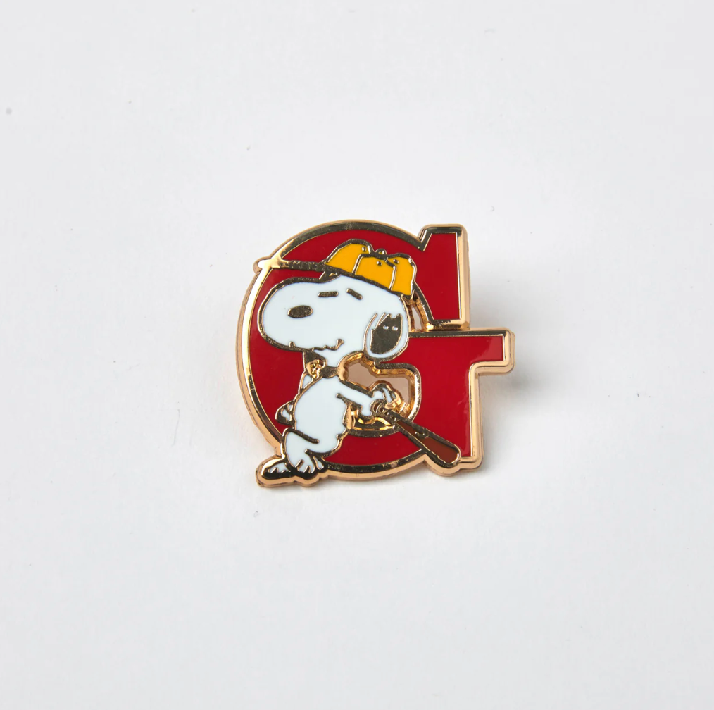 PEANUTS G ALPHABET ENAMEL PIN