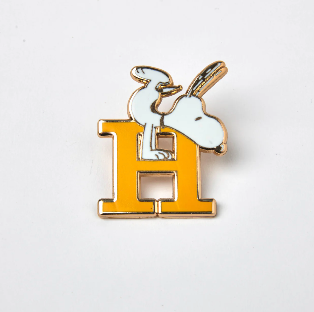 PEANUTS H ALPHABET ENAMEL PIN