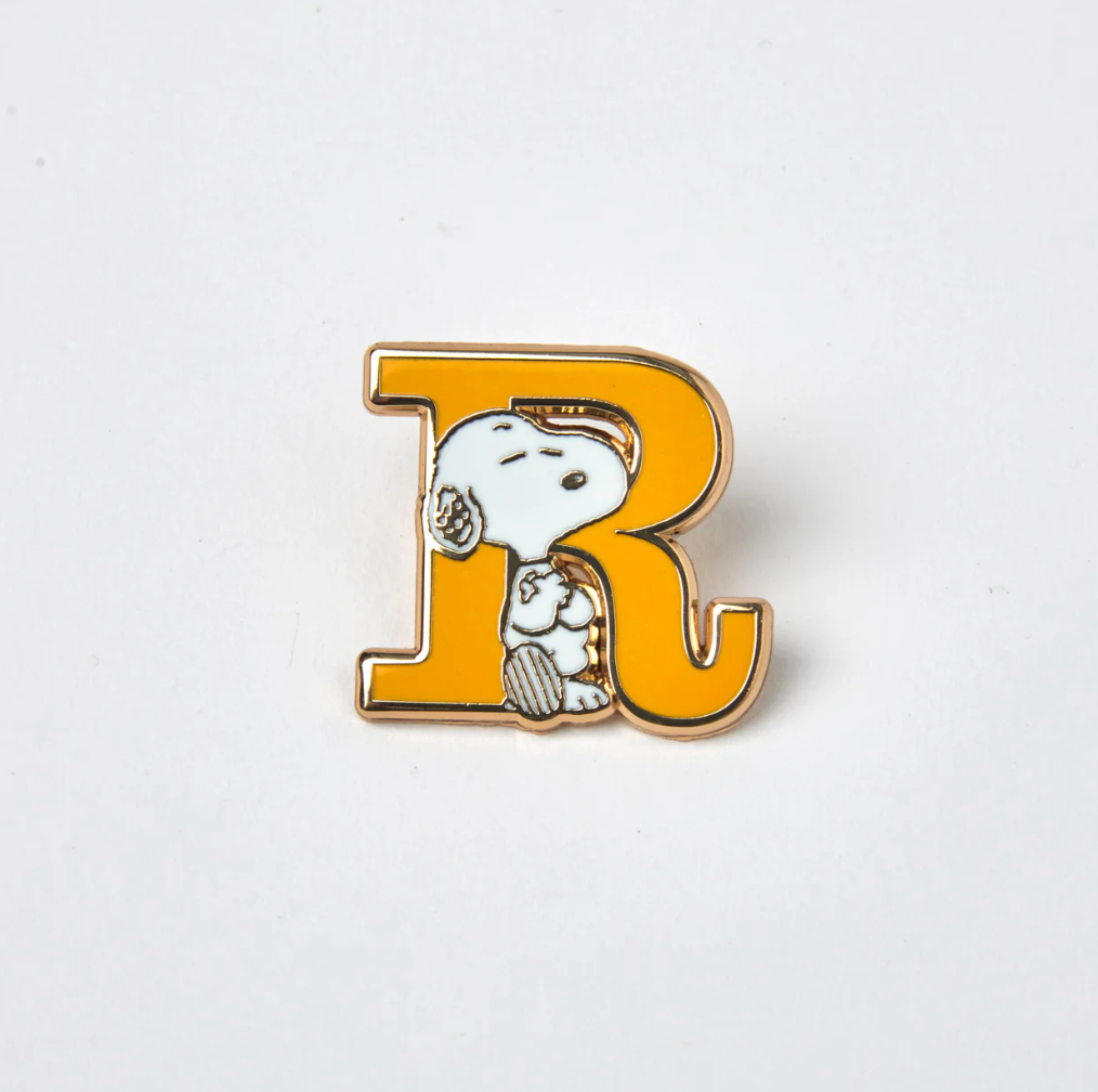PEANUTS R ALPHABET ENAMEL PIN