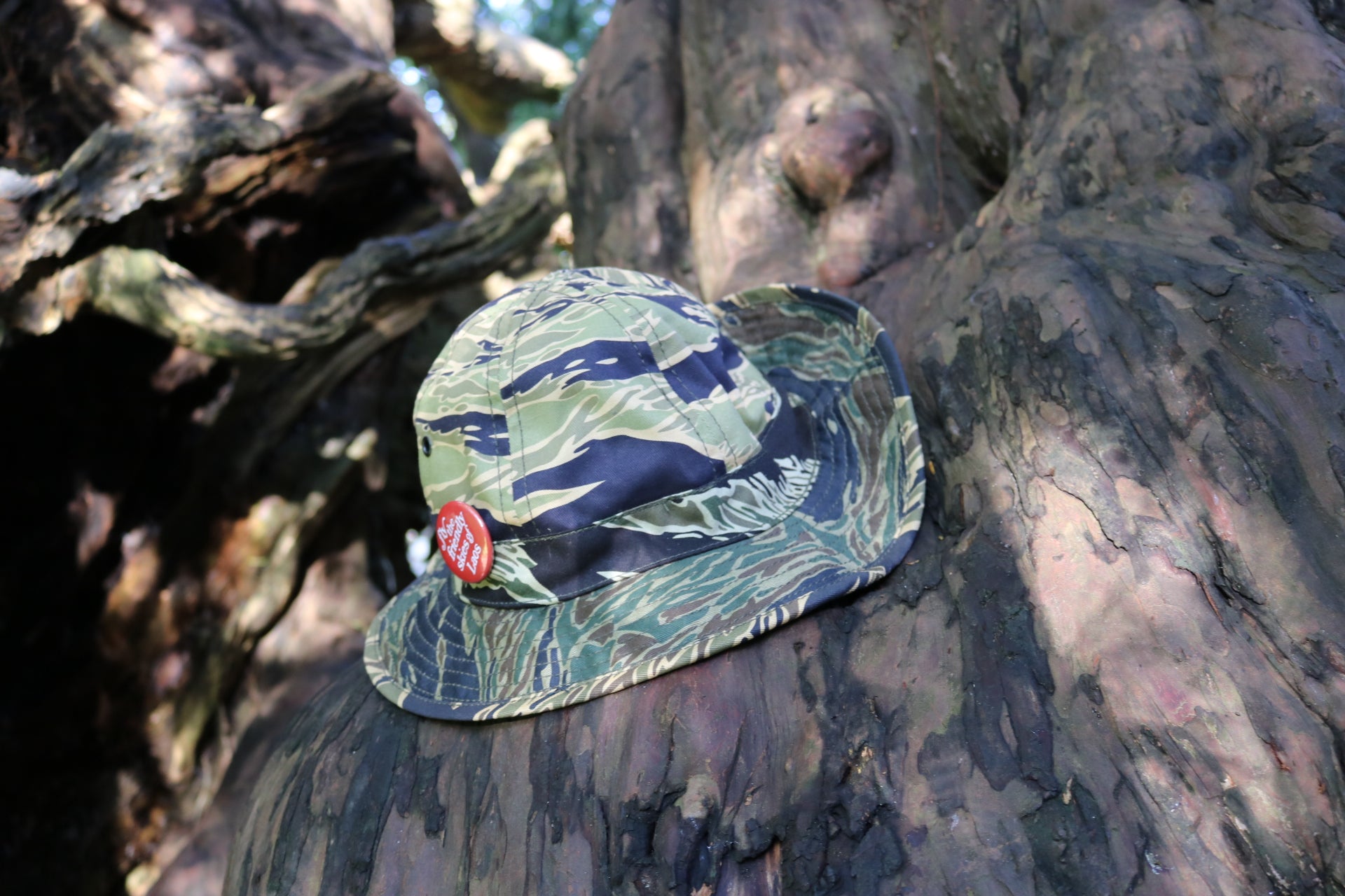 TIGERSTRIPE BEACHBALL BOONIE HAT