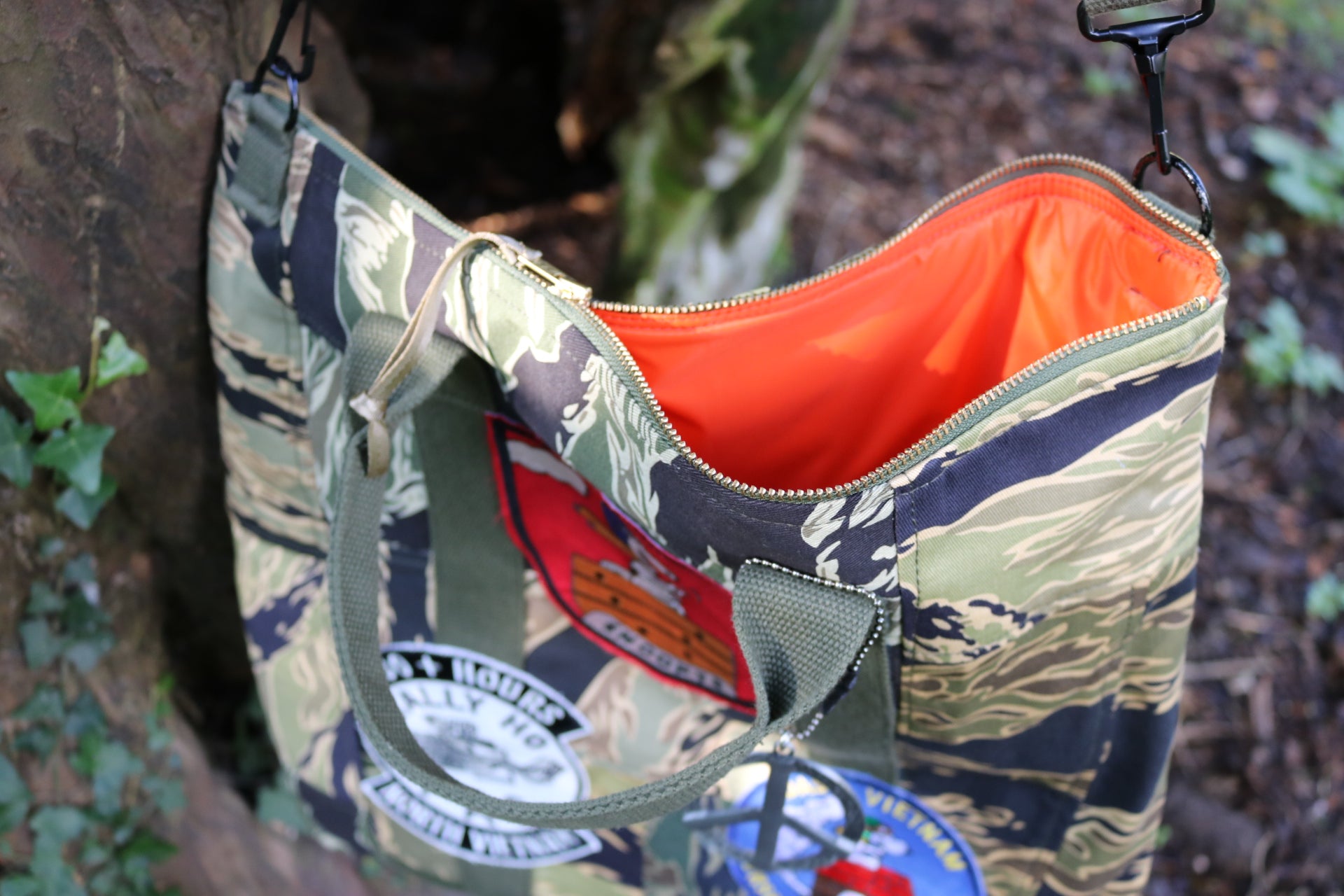 'COVEY RIDER' TIGERSTRIPE HELMET BAG