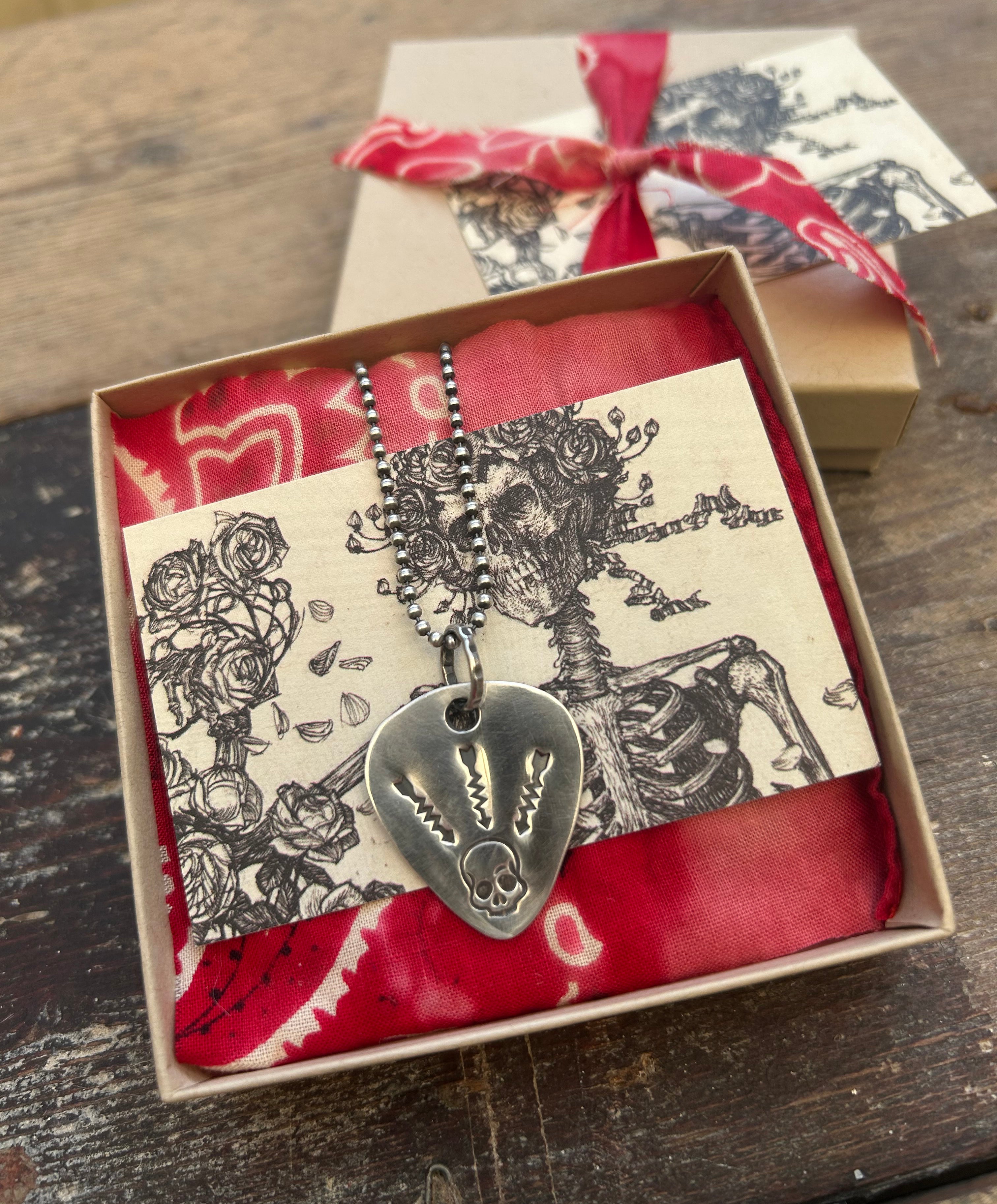 TSPTR x STORMCROWSILVER DeadHead Necklace