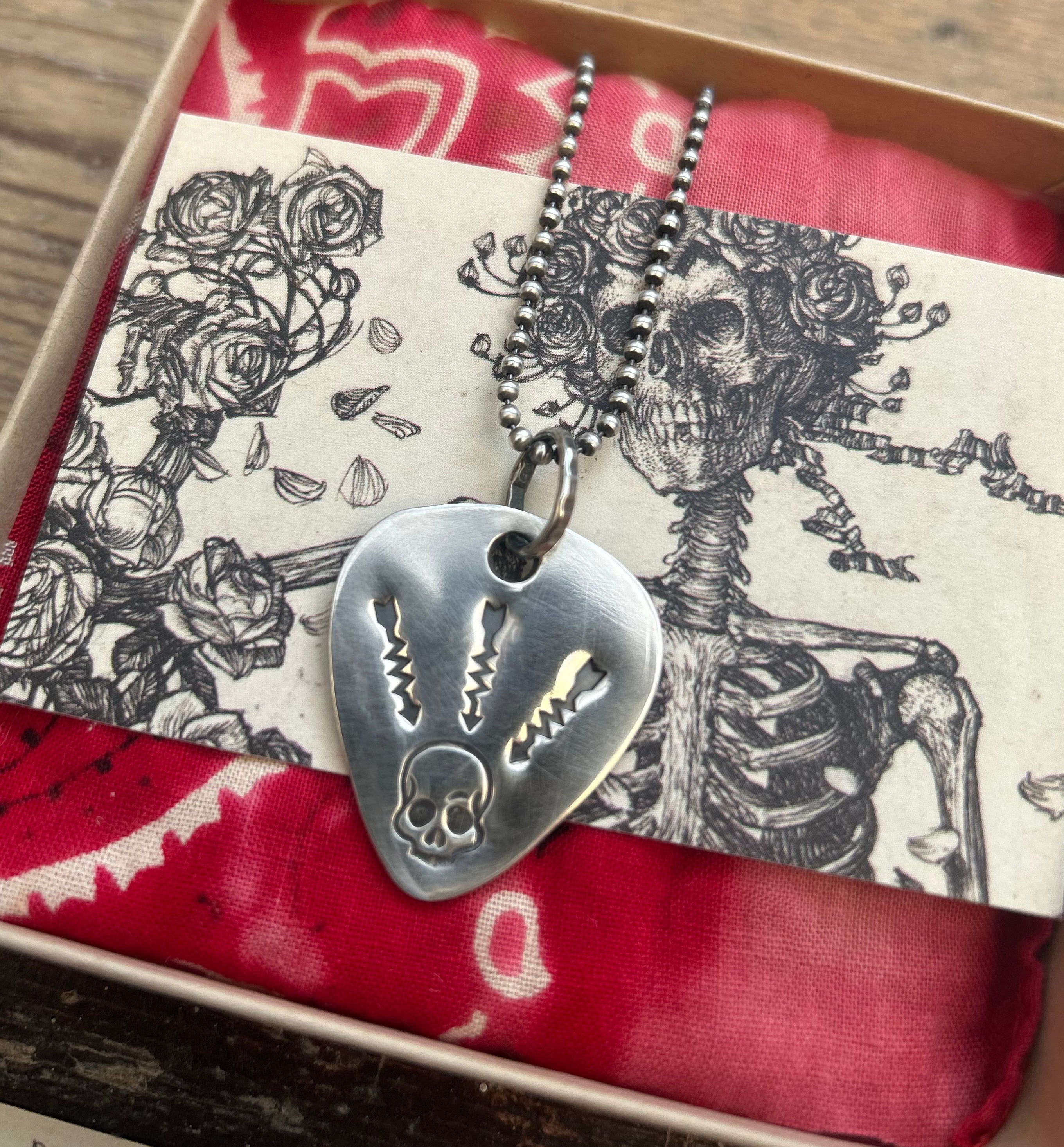 TSPTR x STORMCROWSILVER DeadHead Necklace