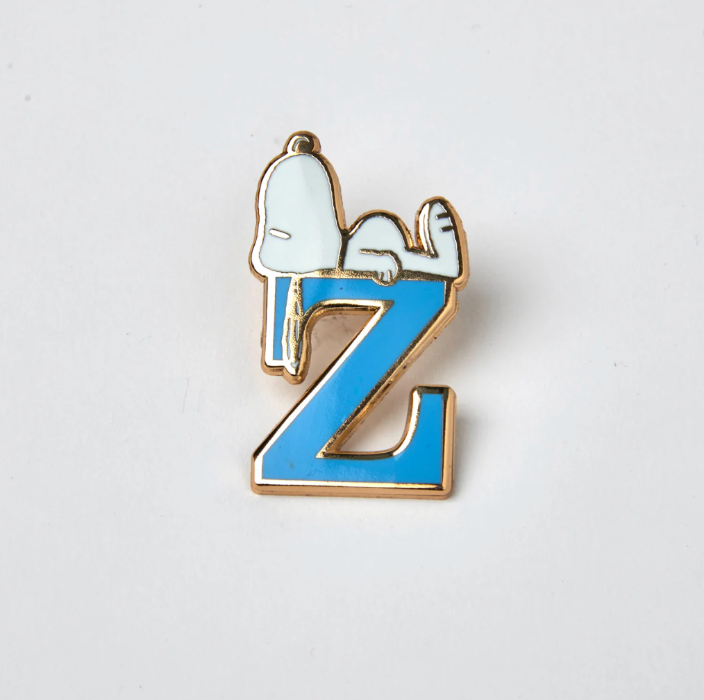 PEANUTS Z ALPHABET ENAMEL PIN